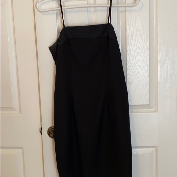 Gorgeous Dress - Picture 5 of 5